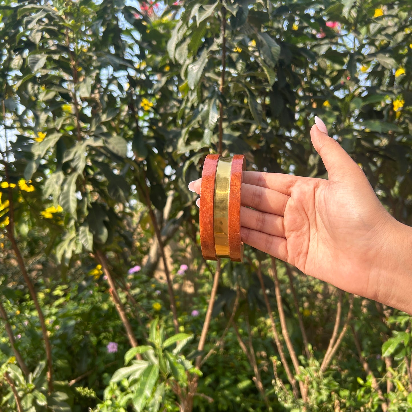 Sunehri Leher Bangles