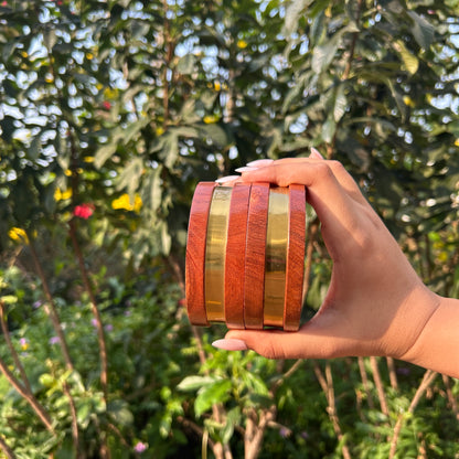 Sunehri Leher Bangles